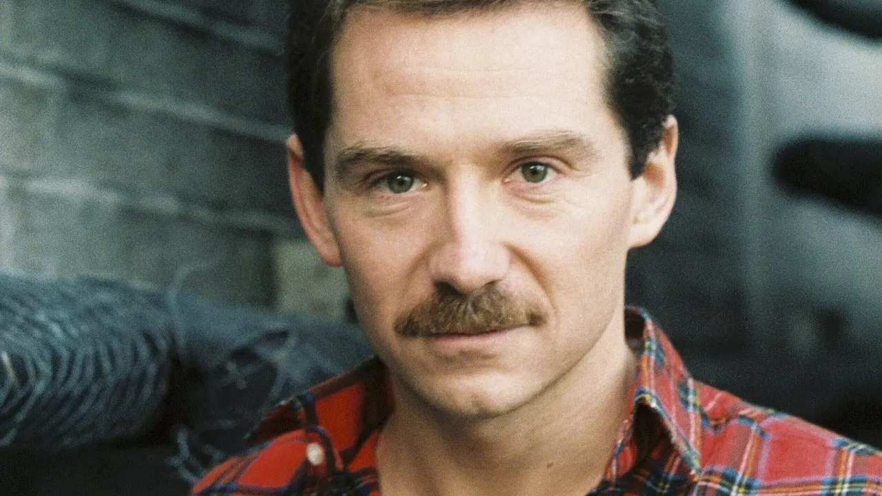 Vincent Hanley: Sex, Lies and Videotapes backdrop