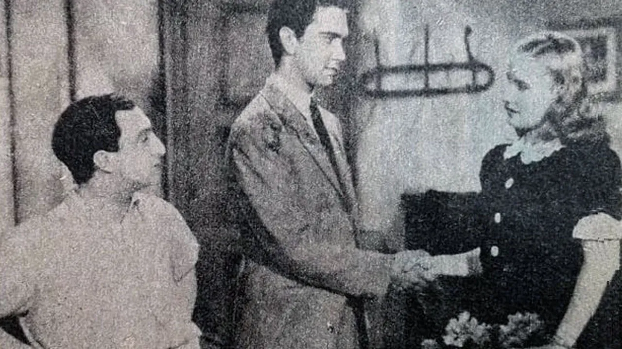 Un nuevo amanecer backdrop