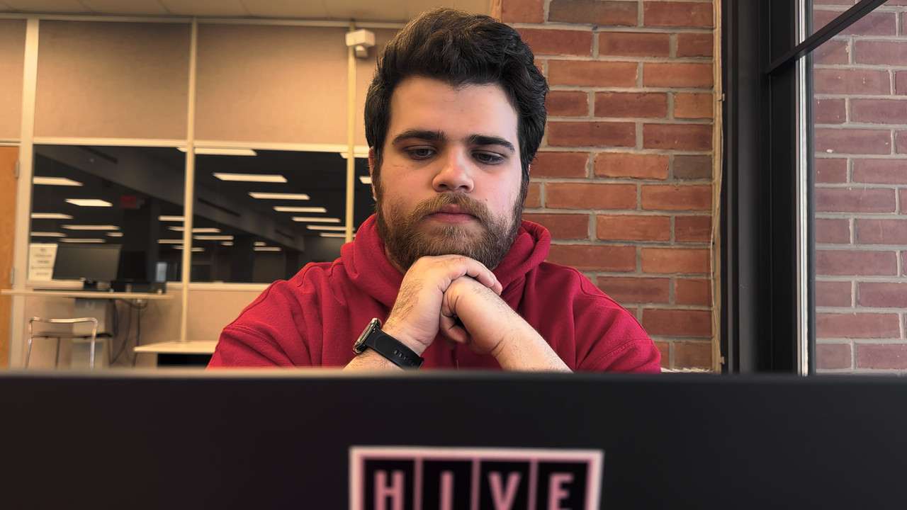 Last Minute backdrop