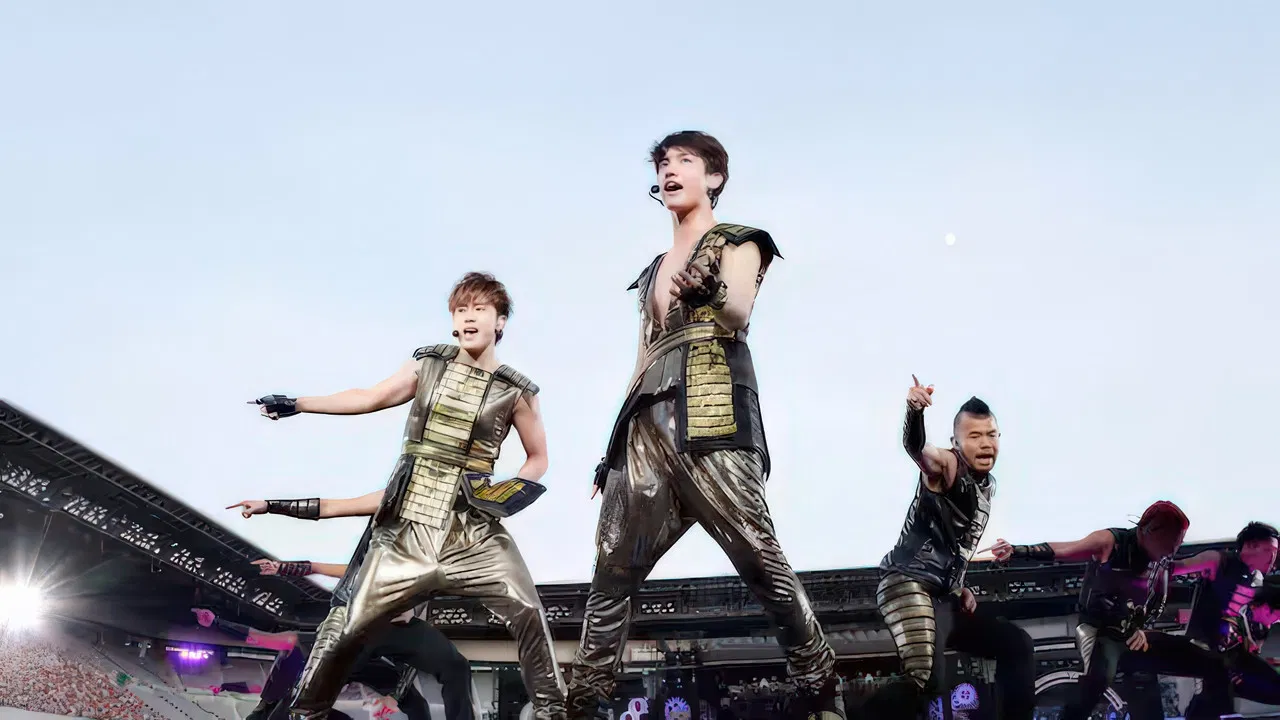 TOHOSHINKI LIVE TOUR 2013 ~TIME~ backdrop