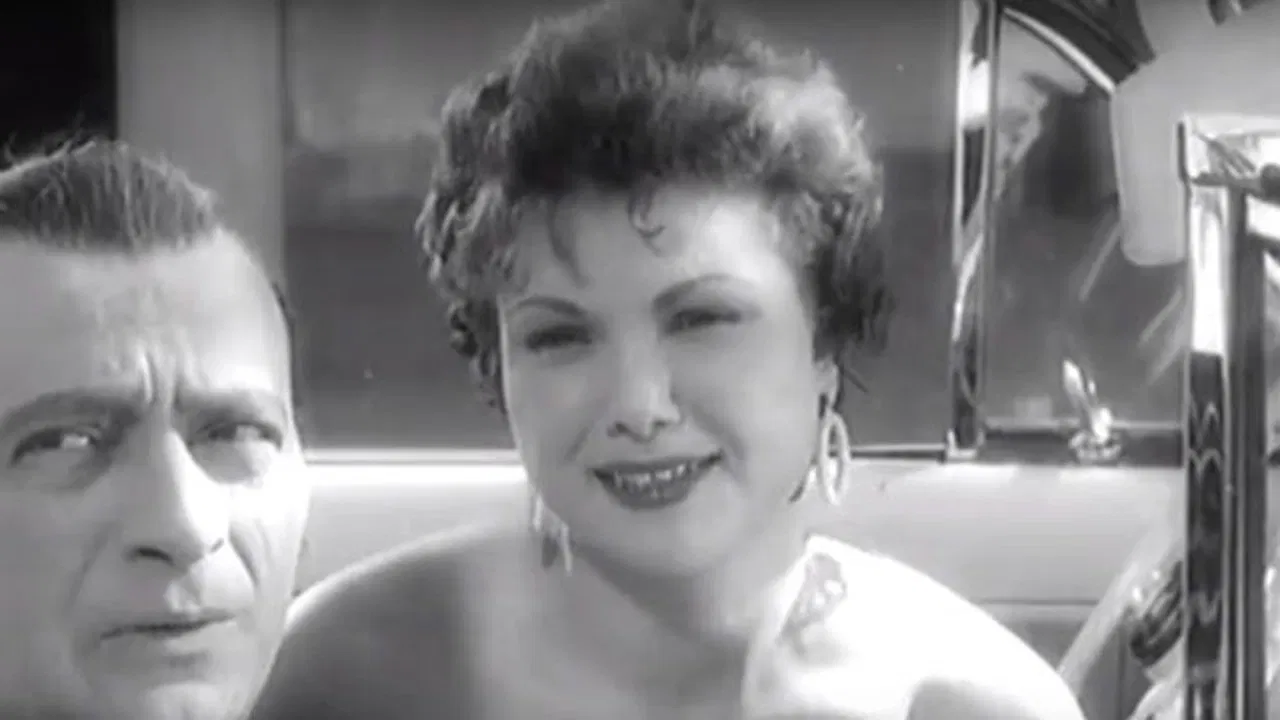 حب وإنسانية backdrop