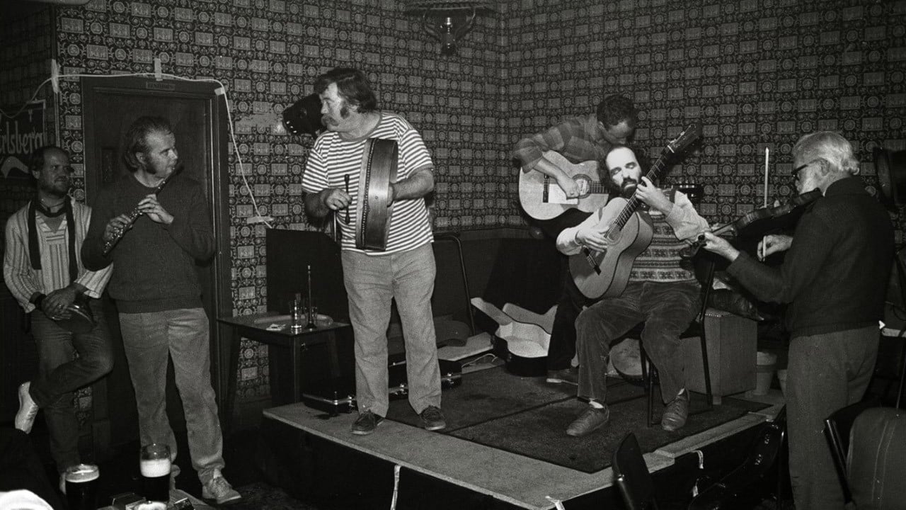 Dark Horse on the Wind backdrop