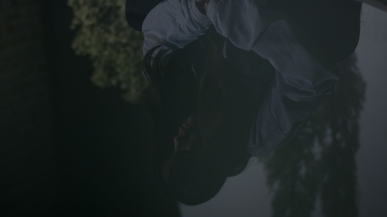 Desculpa, Olívia backdrop