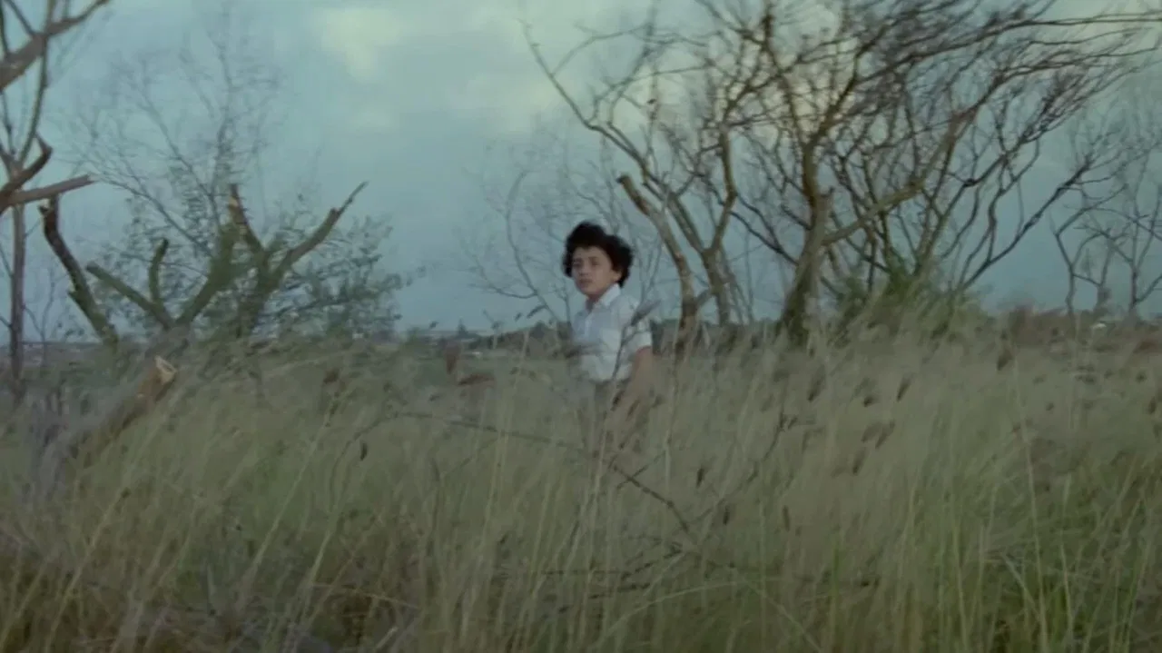 Senggol-Senggolan backdrop