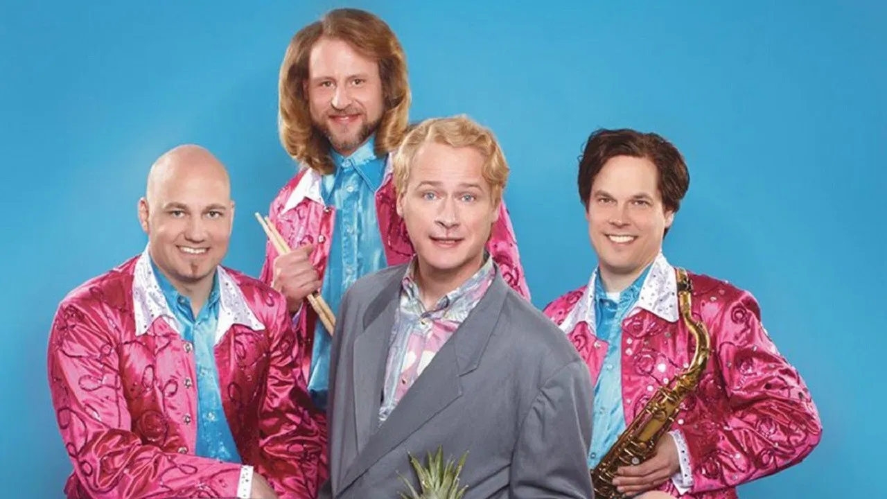 Rolandz - Fadersjakten backdrop