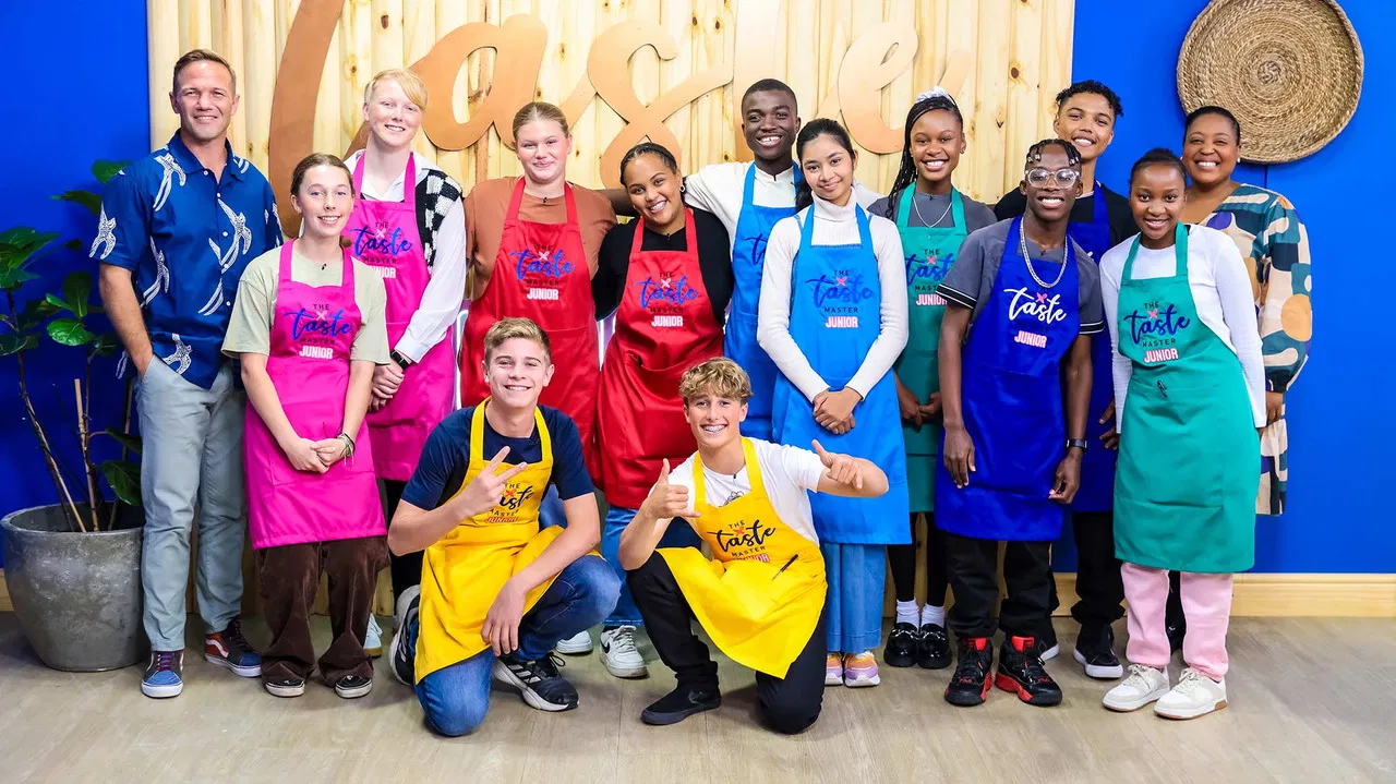 The Taste Master Junior backdrop