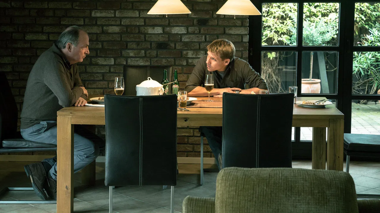 Toter Winkel backdrop