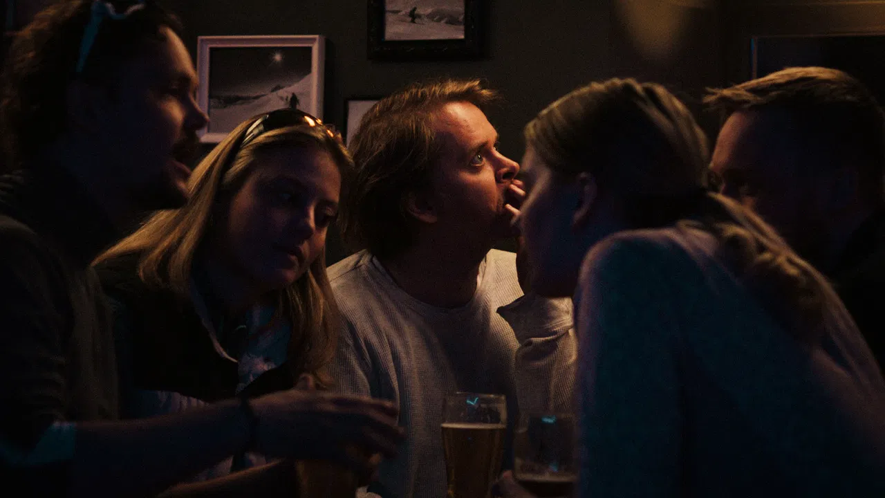 Superdupermegagigasingle backdrop