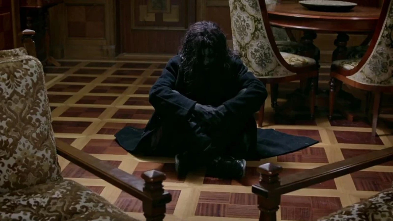 Raaz Reboot backdrop