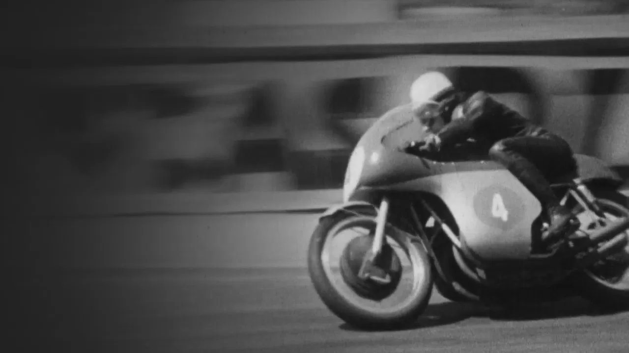 Báječní muži na dvou kolech backdrop