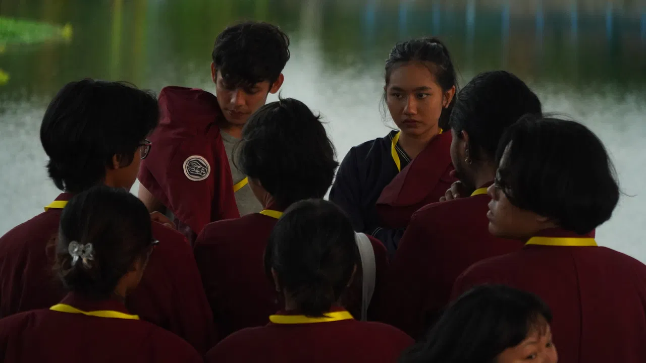 Heart-Hearted Trip backdrop