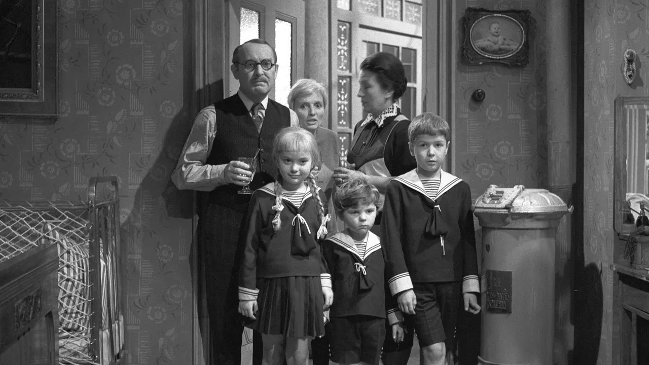 Pučálkovic Amina backdrop