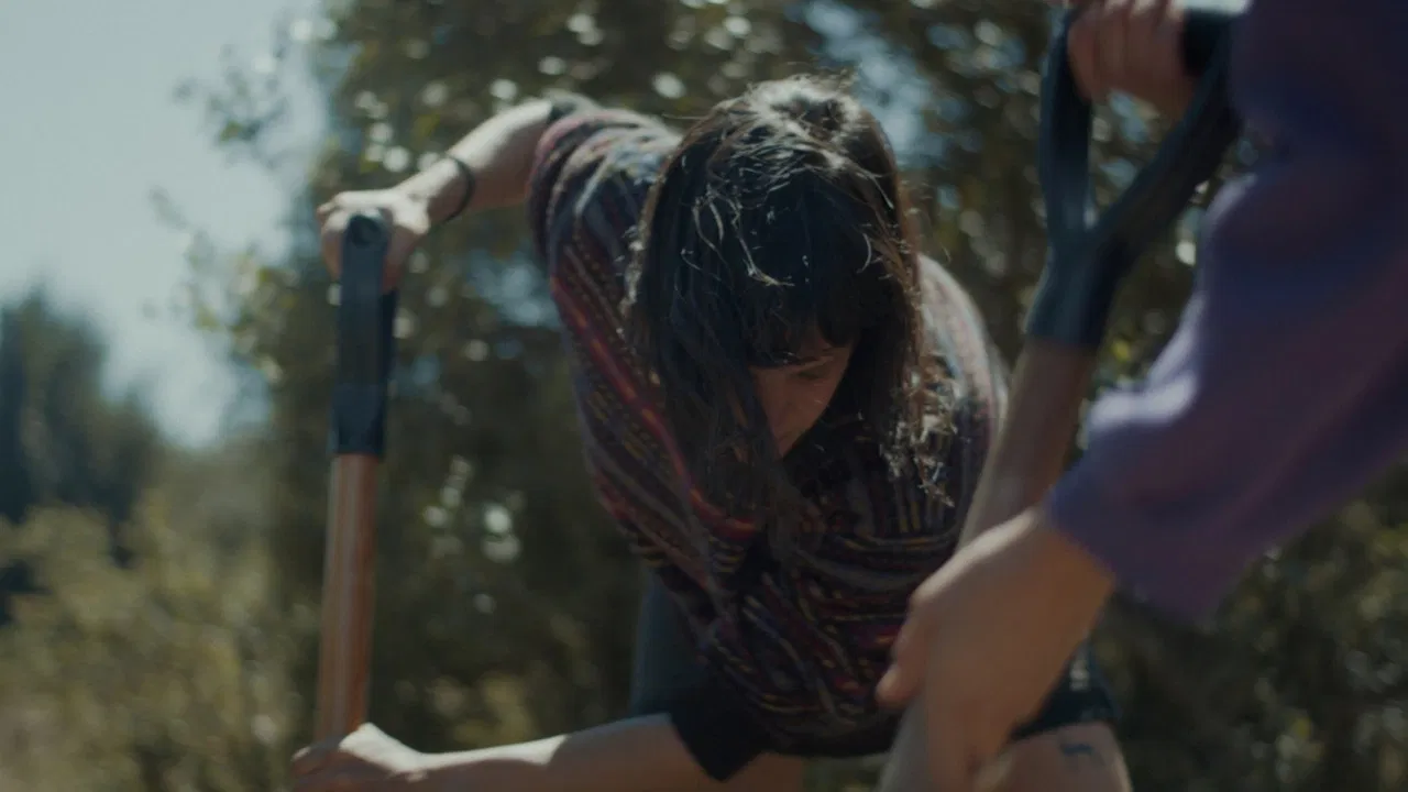 Entre siete backdrop