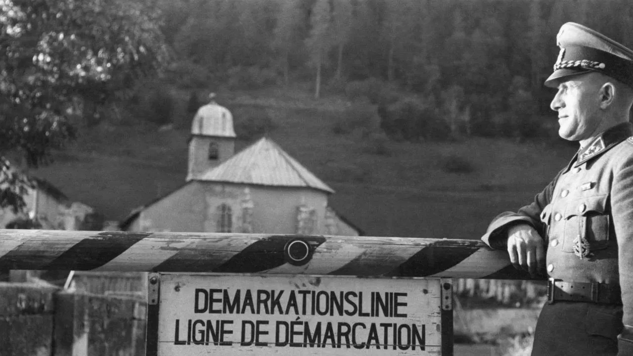 La Ligne de démarcation backdrop