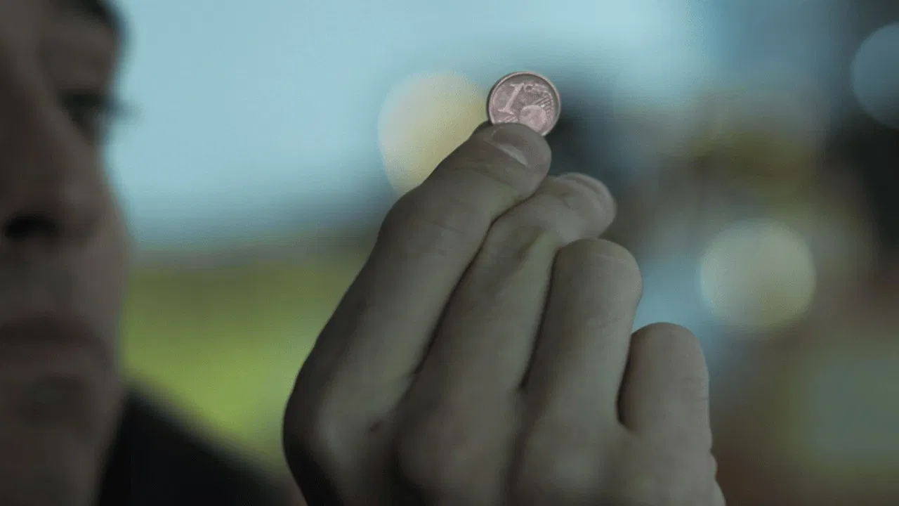 El céntimo backdrop