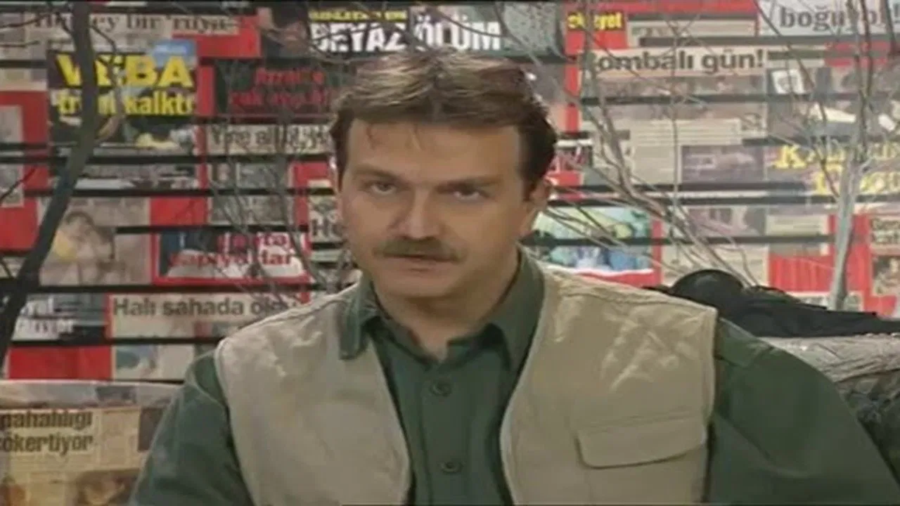 Sıcağı Sıcağına backdrop