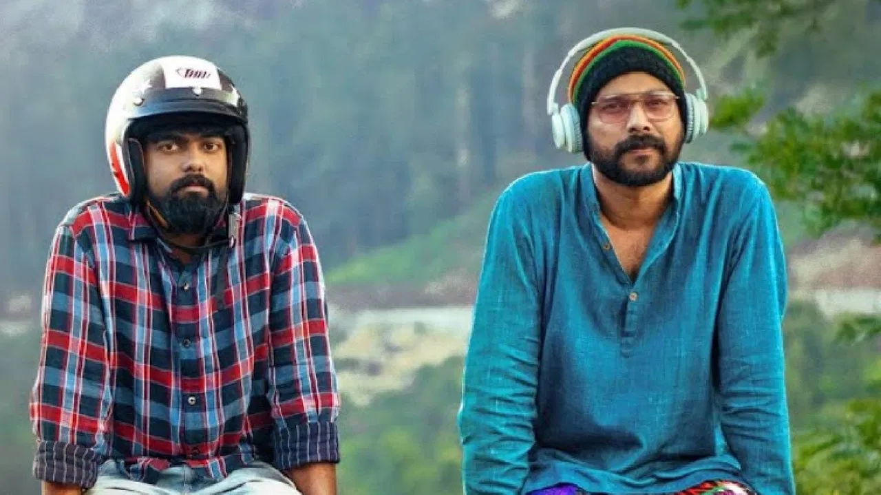 Pathrosinte Padappukal backdrop