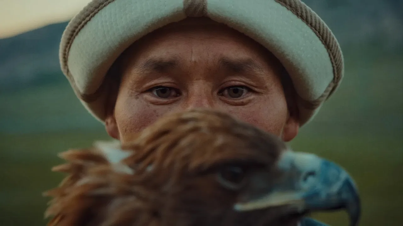 Tales from the Road | Exploring Kyrgyzstan & Uzbekistan backdrop