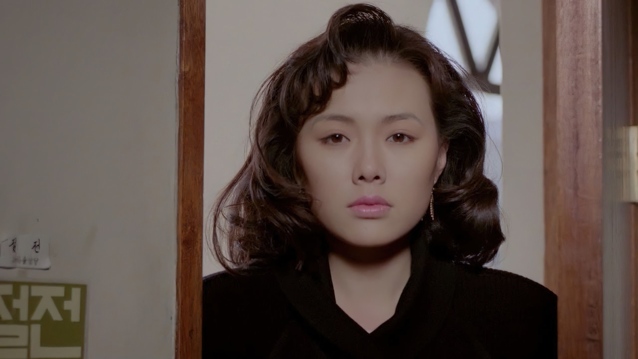 An Idiot Lover backdrop