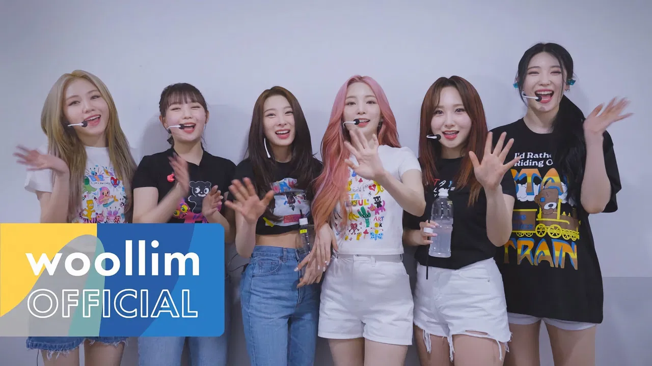 Rocket Punch - 2nd Fanmeeting 'Punch Time2' backdrop