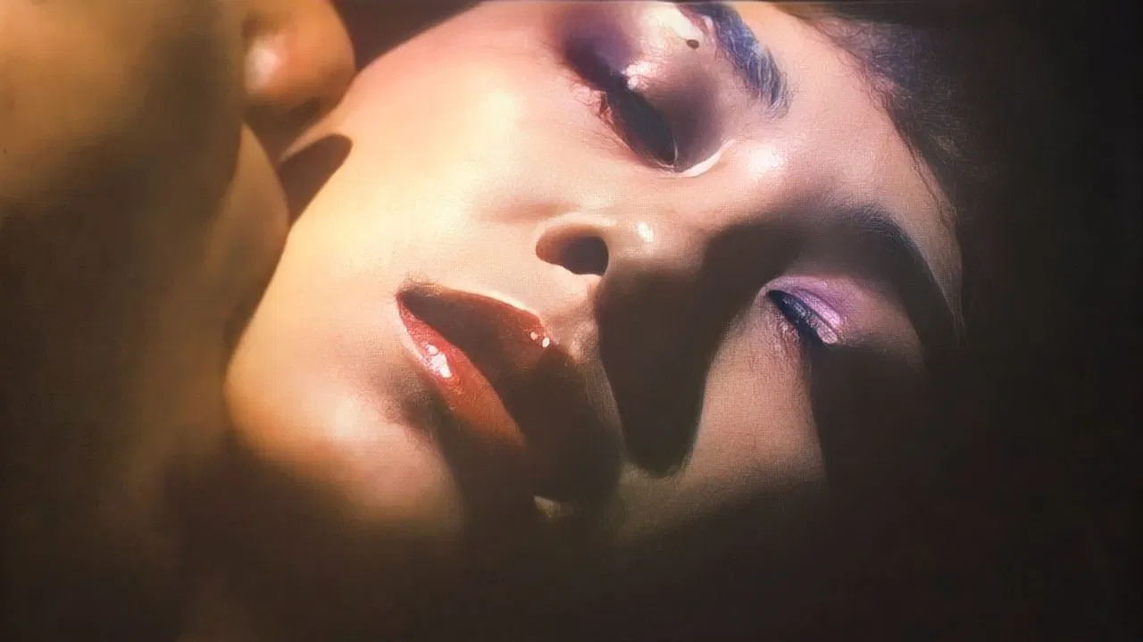 Ran no nikutai backdrop