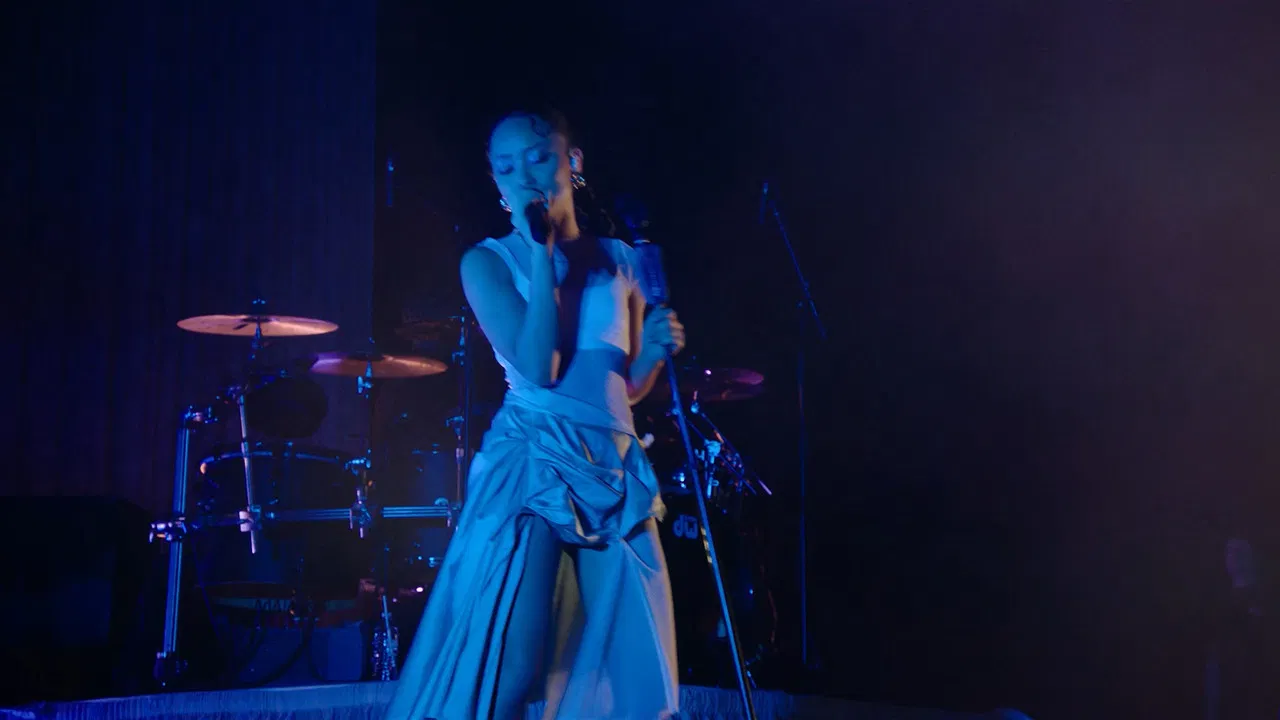 Griff: Live at the Wiltern backdrop