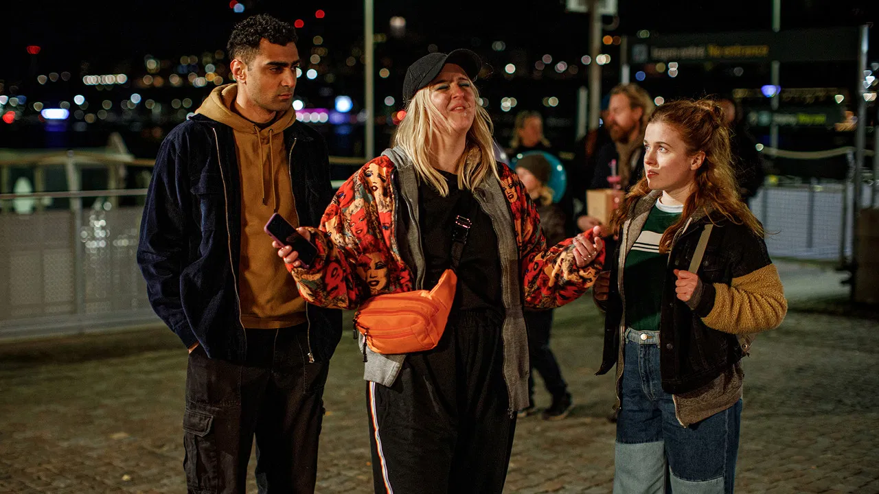 Thunder in My Heart backdrop