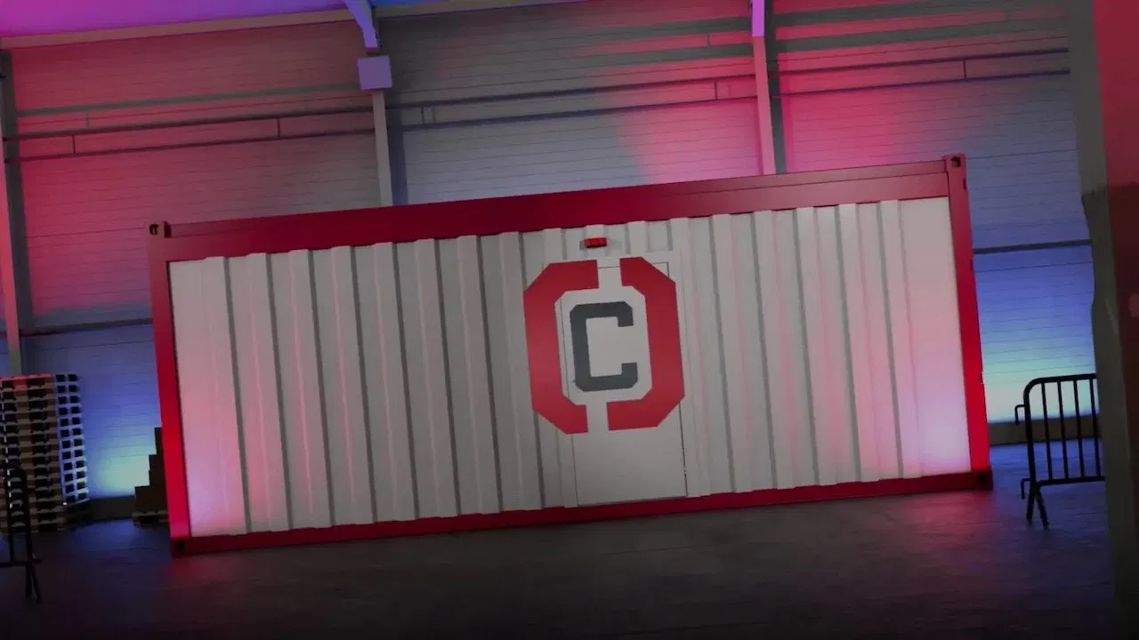 Celebs in Solitary backdrop