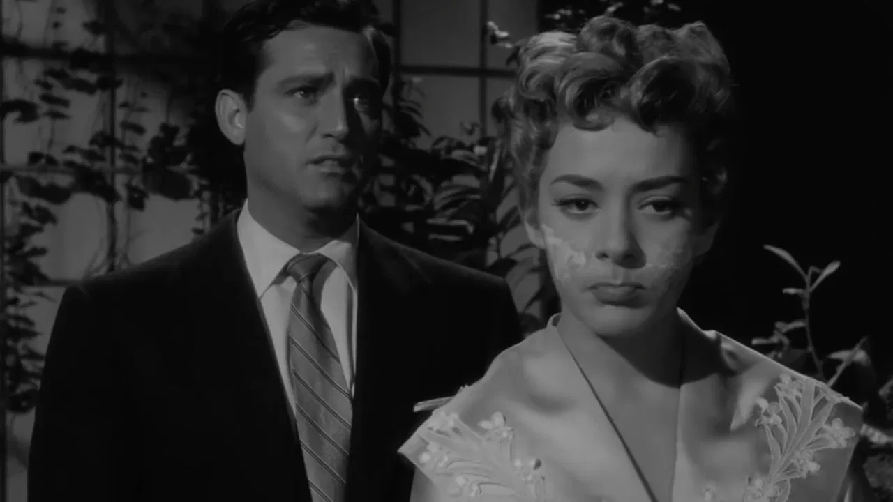 Mi desconocida esposa backdrop