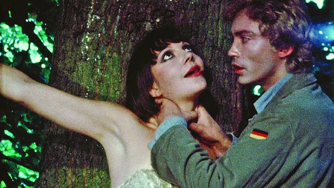 Gold Flakes backdrop