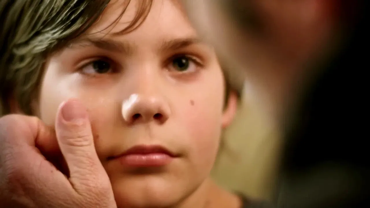 Only Nine Years of Happiness backdrop