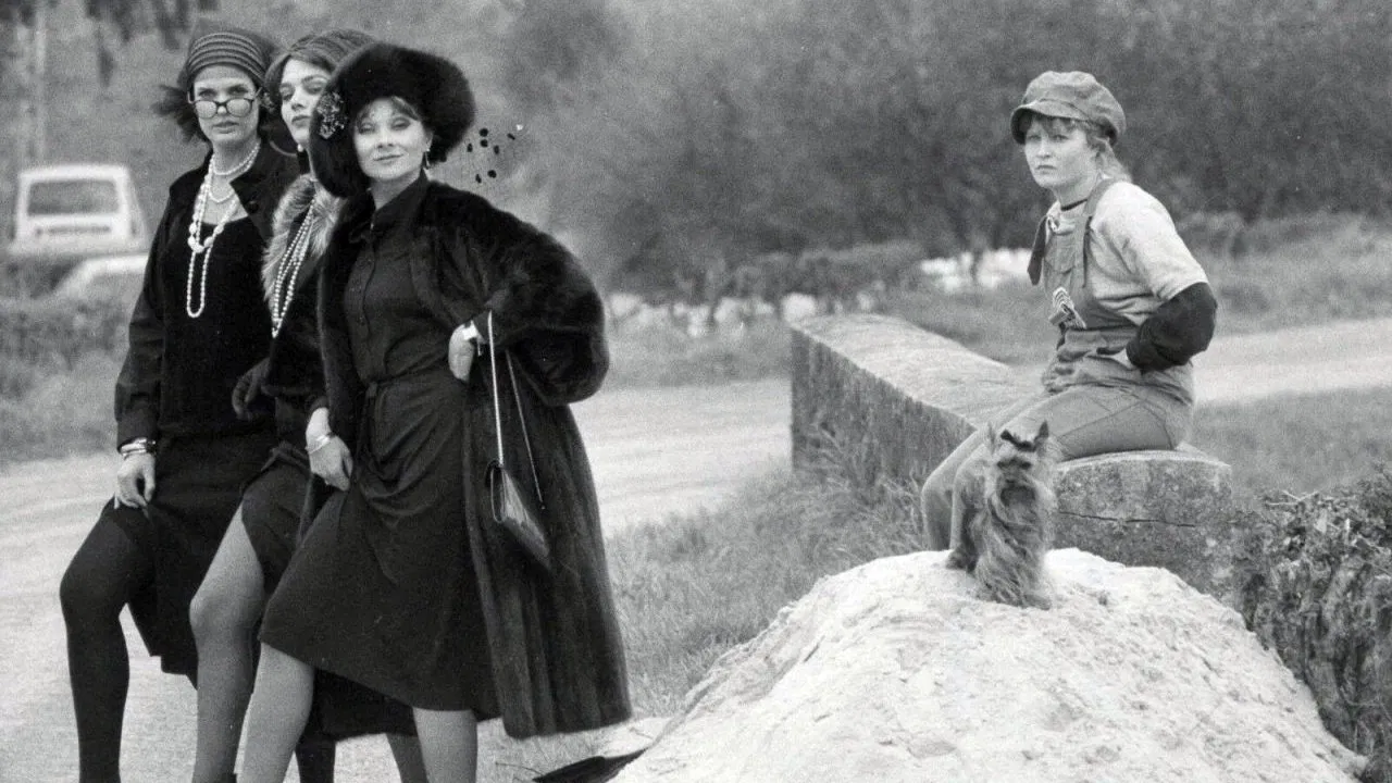 Emmenez-moi au Ritz backdrop