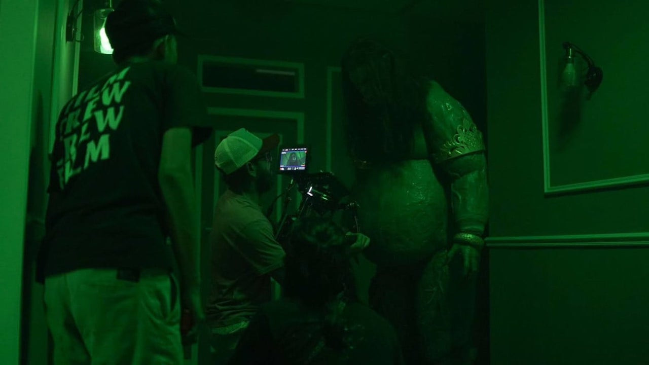 Penunggu Rumah: Buto Ijo backdrop