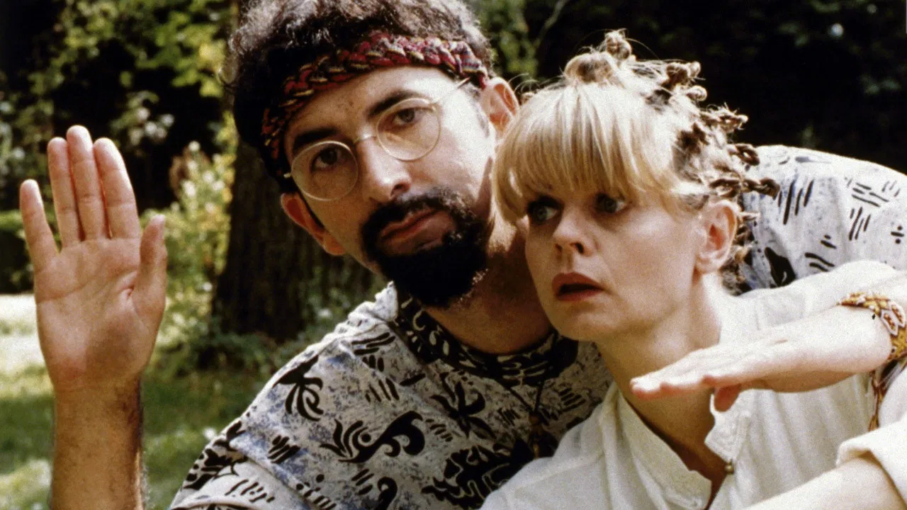 Ça reste entre nous backdrop