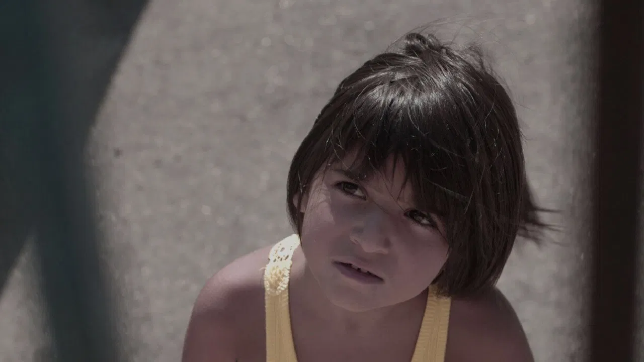 La gente resta backdrop