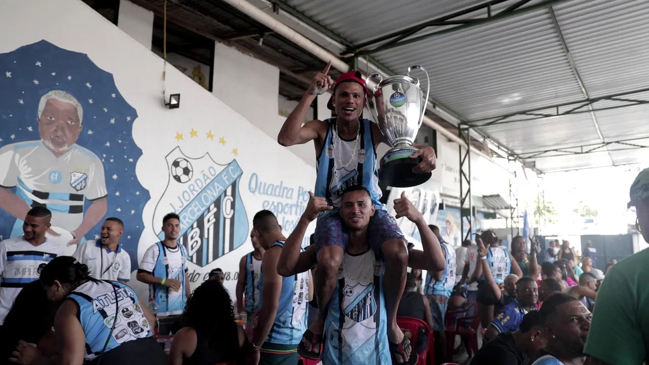 BARCELONA, MEU AMOR backdrop