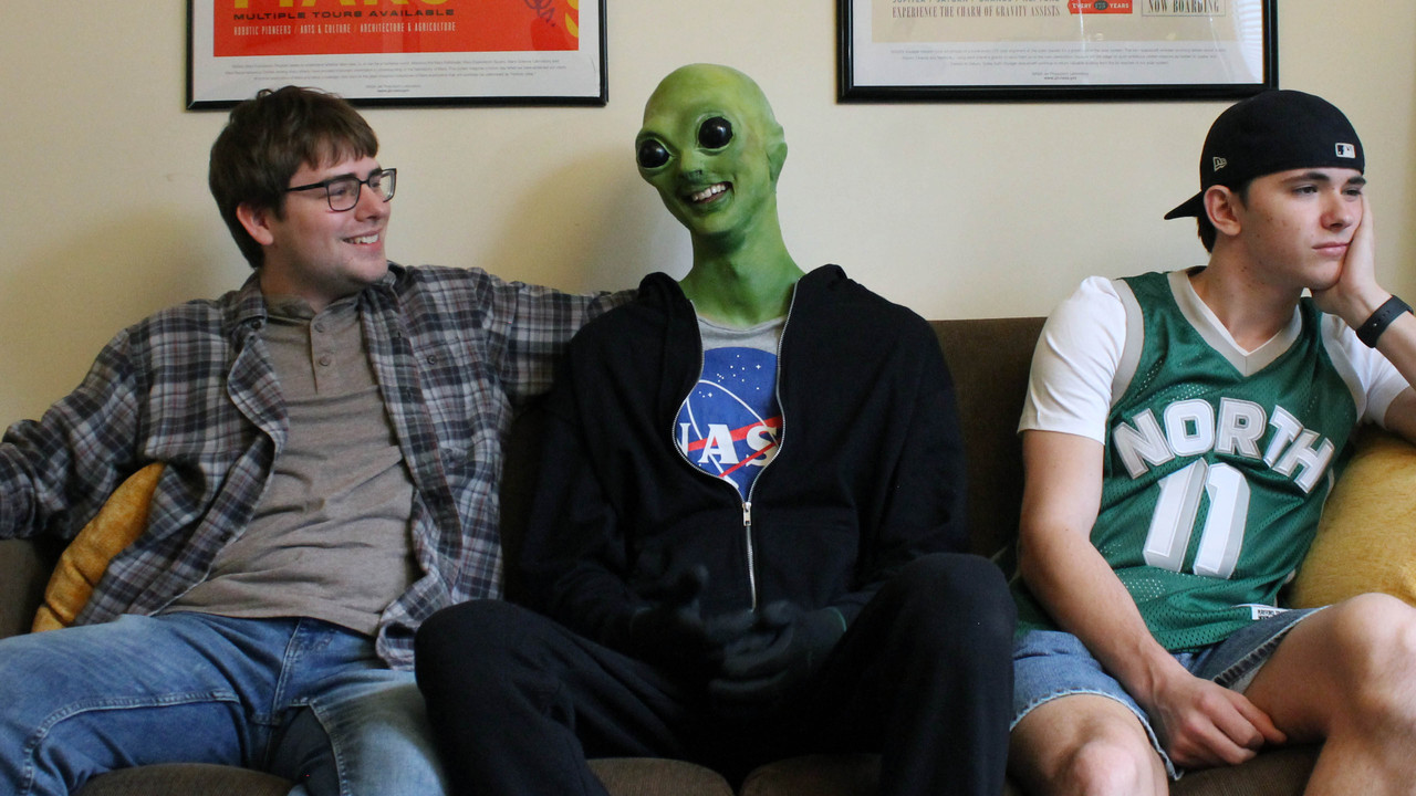 Smile, Lazuro backdrop