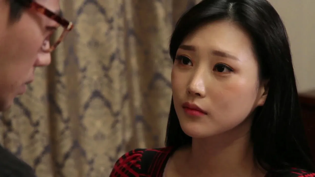 Loose Women 2 backdrop