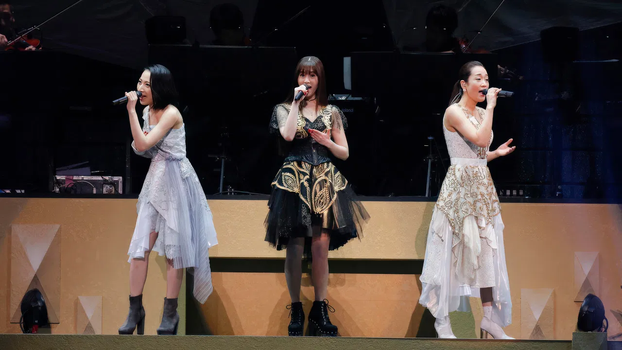 Kalafina 10th Anniversary LIVE 2018 at NIPPON BUDOKAN backdrop