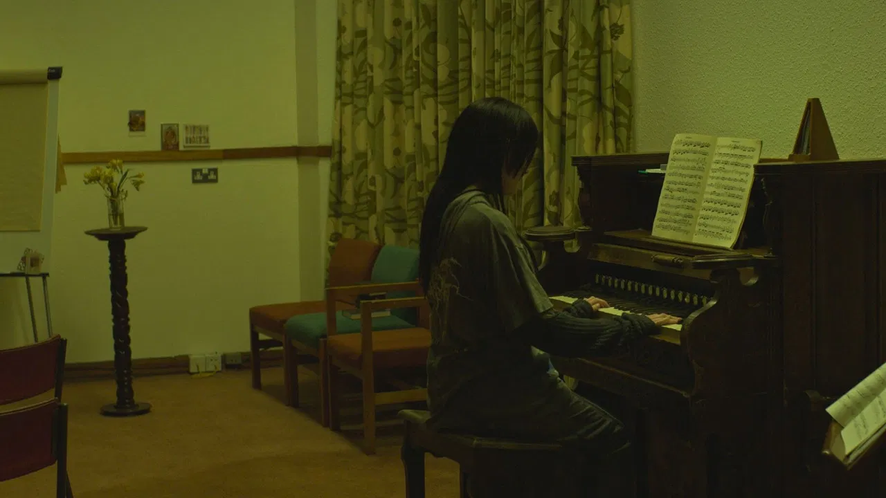 Arctic Diva backdrop