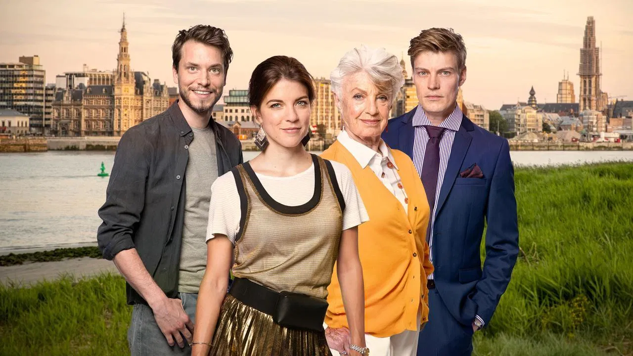 Ein Sommer in Antwerpen backdrop