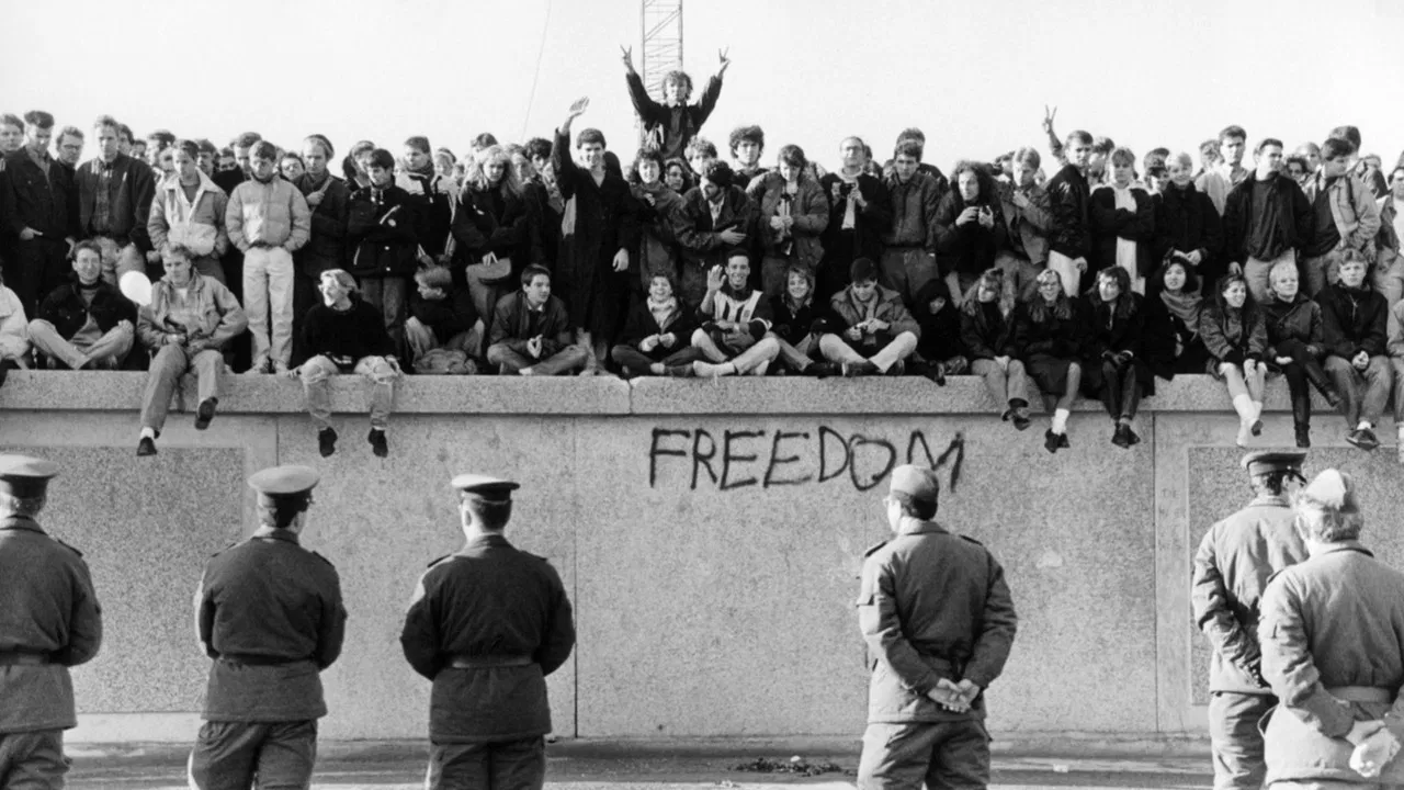 American Monochrome backdrop