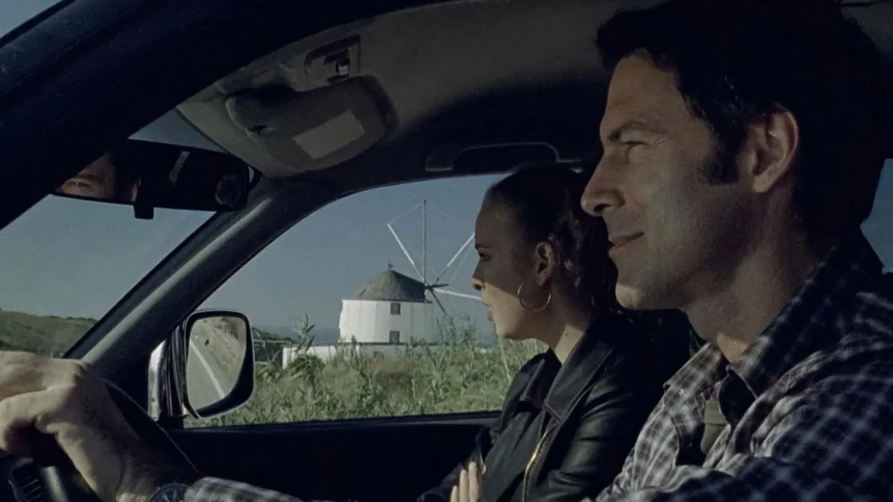 Do outro lado do mundo backdrop