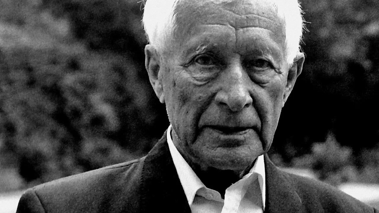 Ernst Jünger: Between Nature and Nationalism backdrop