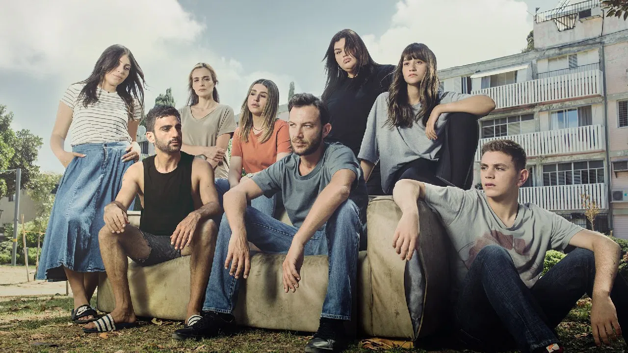 העיר הטובה backdrop