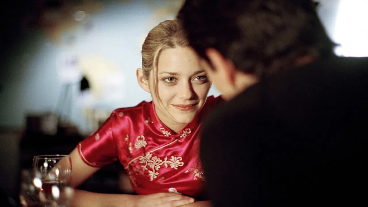 Love Is in the Air backdrop