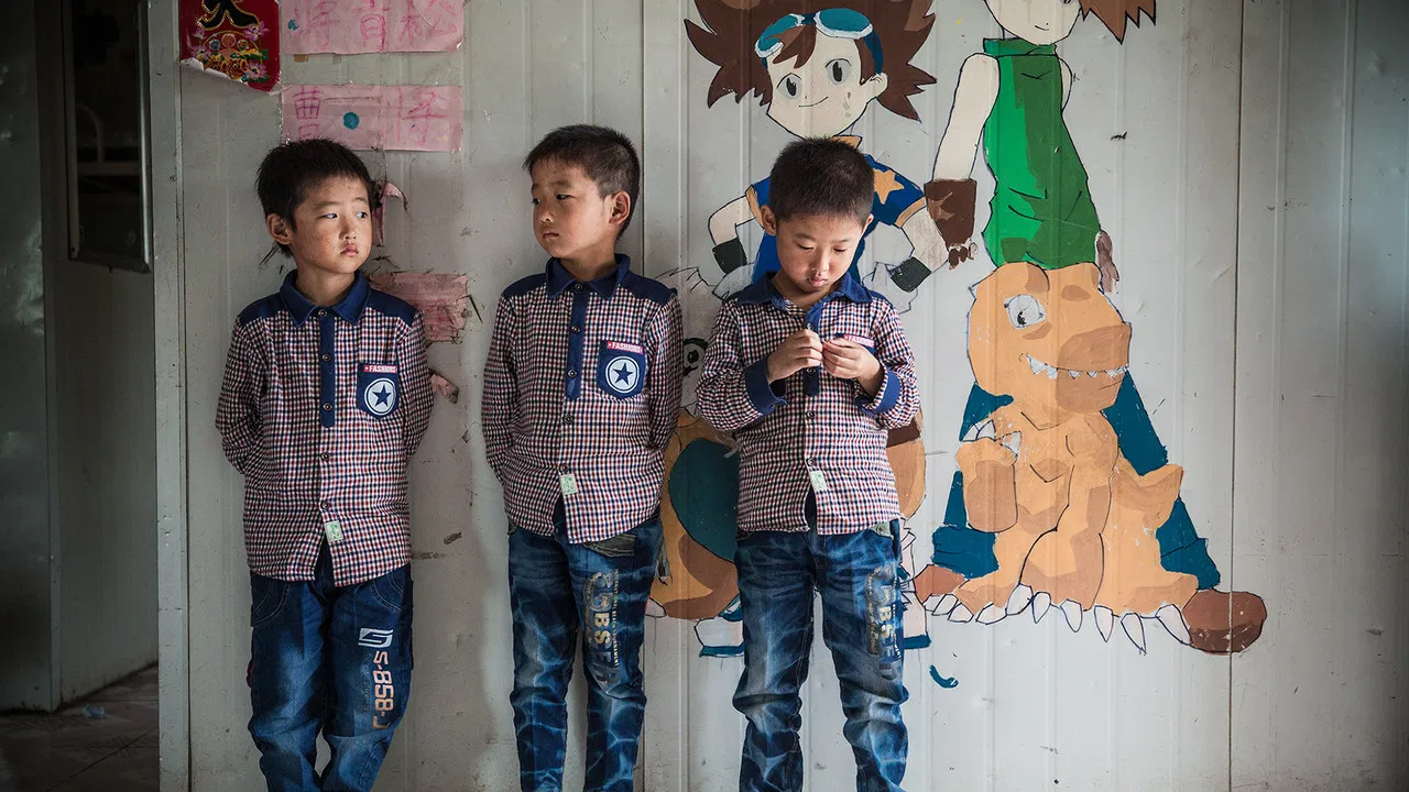 Waiting for the Sun backdrop