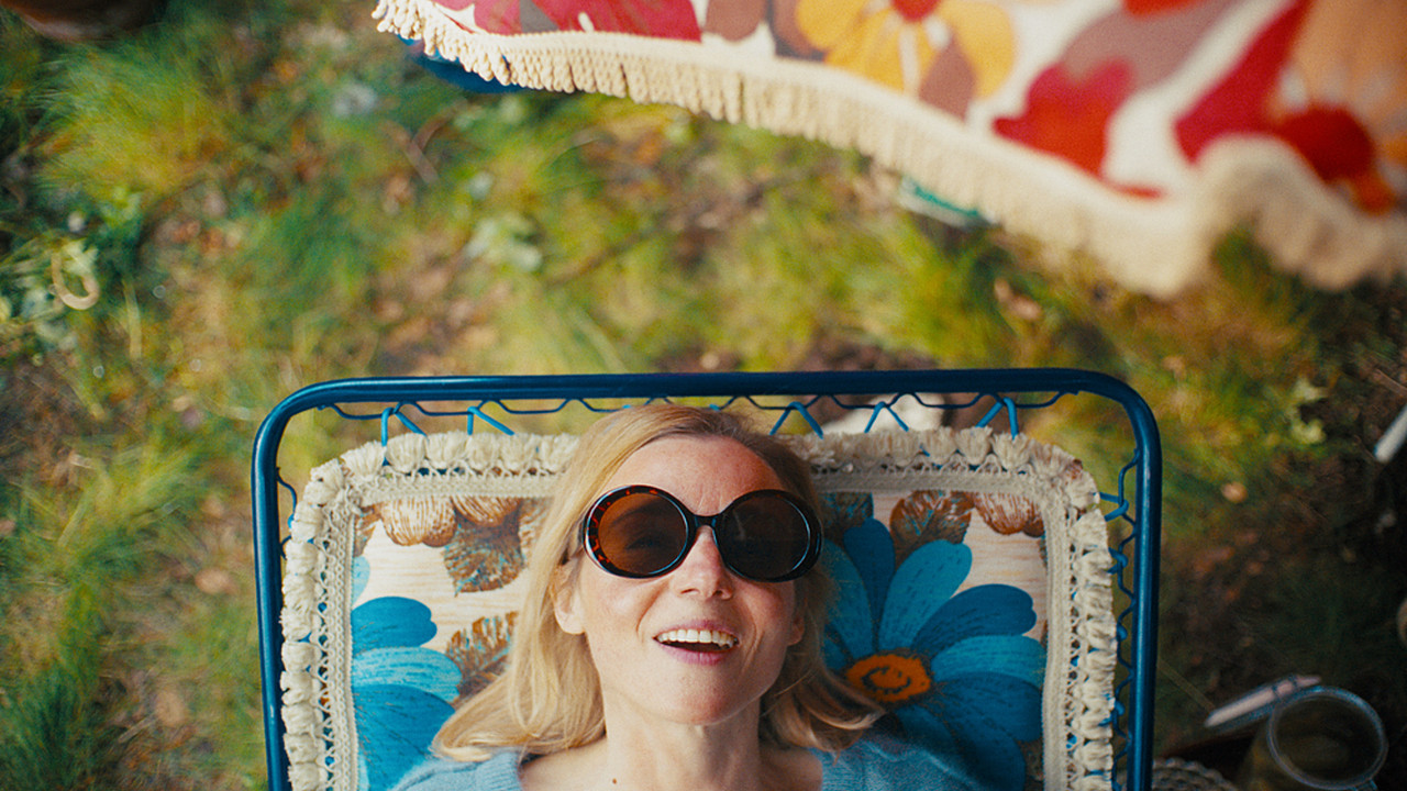 Under the Radar backdrop