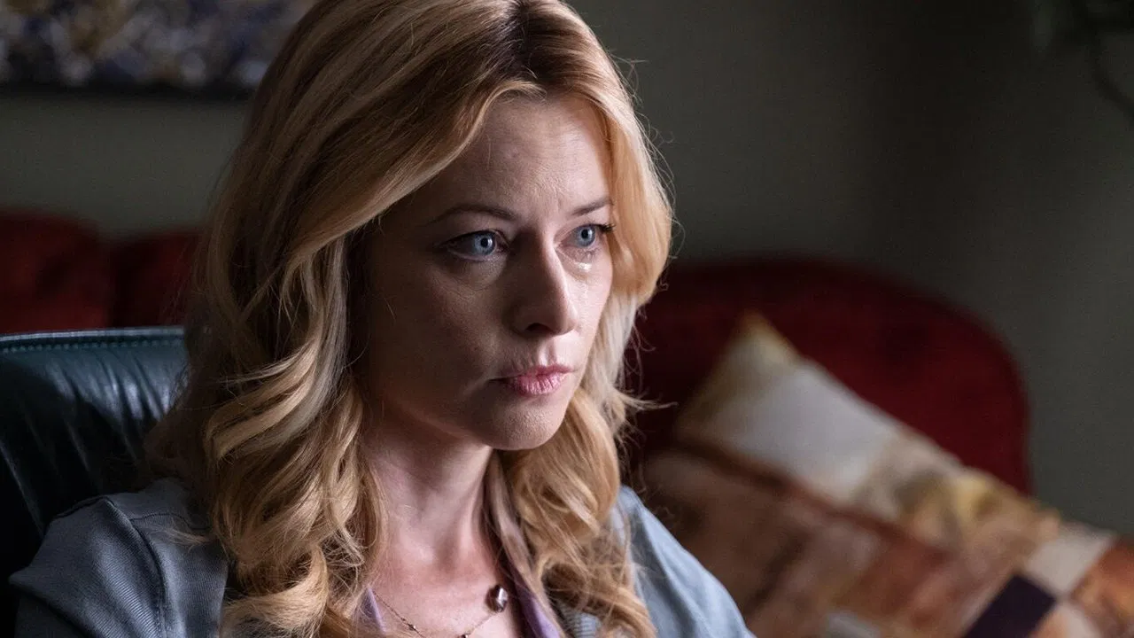 Abduction Runs in the Family backdrop