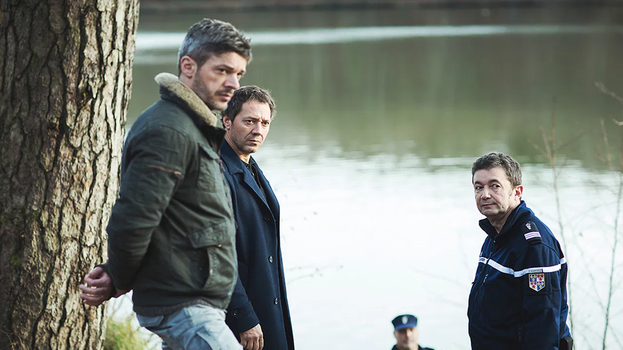 Je suis coupable backdrop